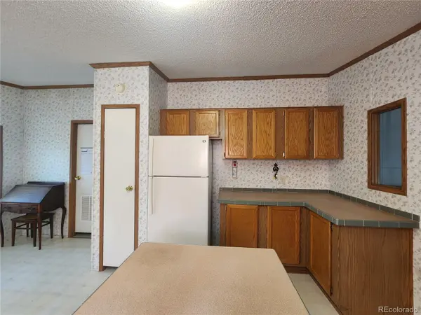 1400 S Collyer ST, Longmont, CO 80501