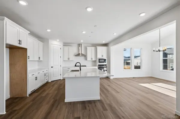25060 E 42nd AVE, Aurora, CO 80019