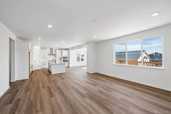 25060 E 42nd AVE, Aurora, CO 80019