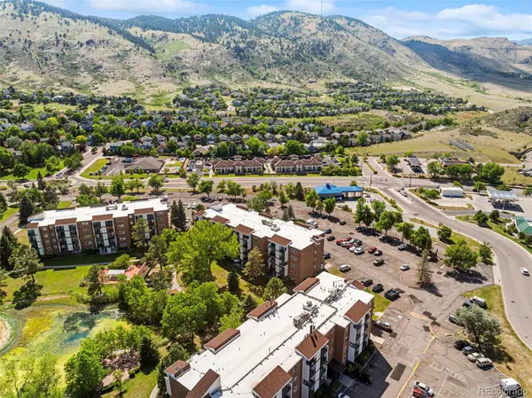 1200 Golden CIR #204, Golden, CO 80401