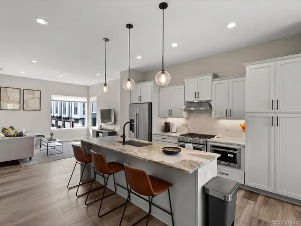 5194 Vivian ST, Wheat Ridge, CO 80033