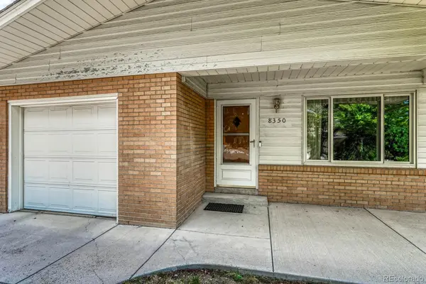 8350 S Ammons ST, Littleton, CO 80128