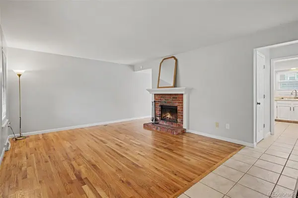 8601 E Yale AVE #B, Denver, CO 80231