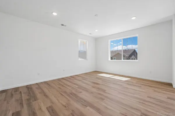 24776 E 41st AVE, Aurora, CO 80019