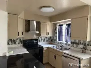 1811 S Quebec WAY #256, Denver, CO 80231