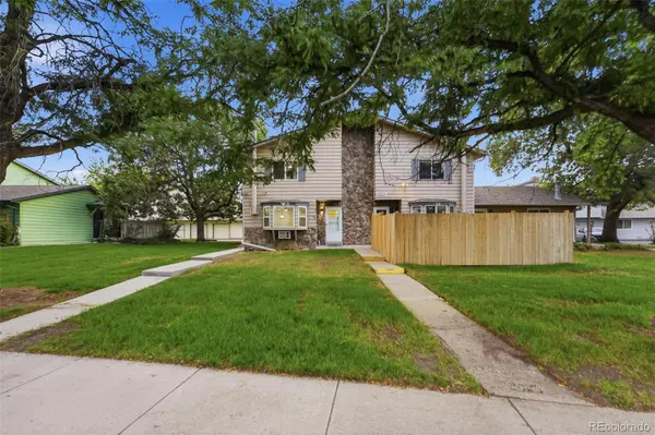 92 N Newark ST #C, Aurora, CO 80012
