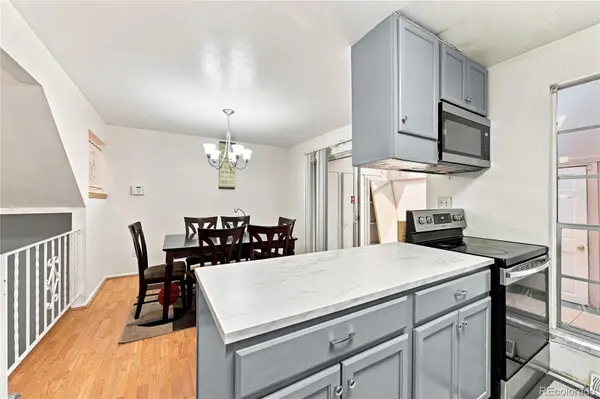 147 Paris CIR, Aurora, CO 80011