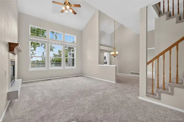 2906 W Long CIR #A, Littleton, CO 80120