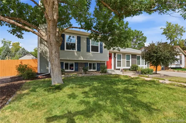 1809 E Cottonwood ST, Broomfield, CO 80020