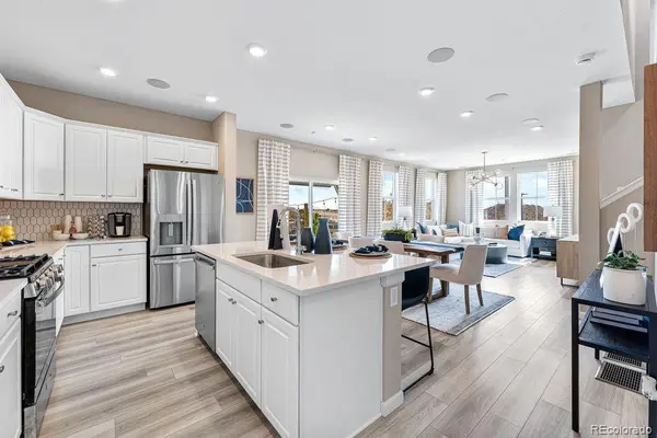 23722 E 33rd PL, Aurora, CO 80019
