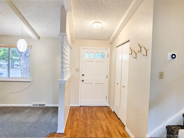 8226 Yarrow CT, Arvada, CO 80005