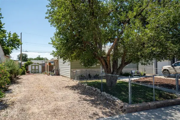 7811 Olive ST, Commerce City, CO 80022