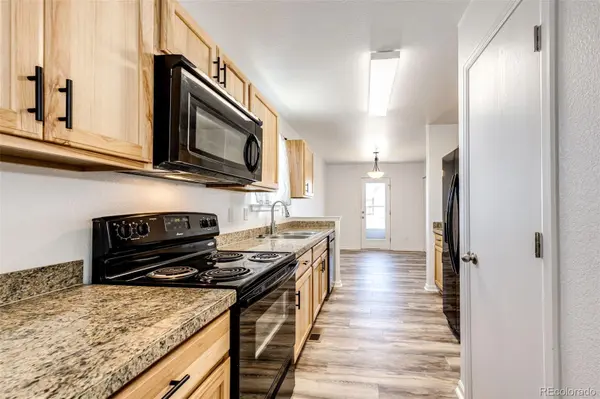 2703 Rose Hill ST, Strasburg, CO 80136