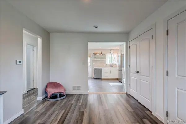 705 Newark ST, Aurora, CO 80010