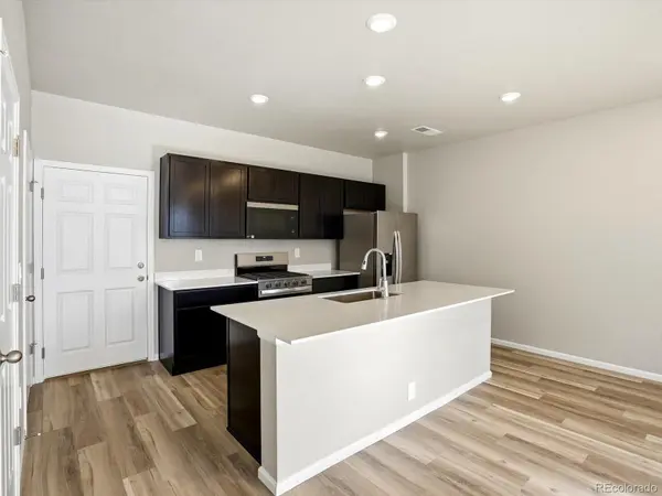 1596 Riverplace DR #4, Windsor, CO 80550