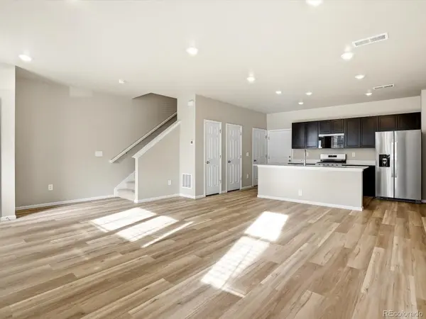 1596 Riverplace DR #4, Windsor, CO 80550
