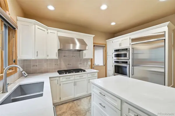 3925 Wavy Oak DR, Colorado Springs, CO 80908