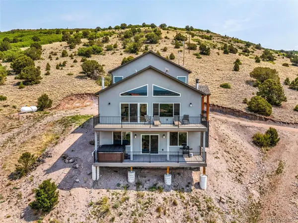 941 Cap Rock LN, Canon City, CO 81212
