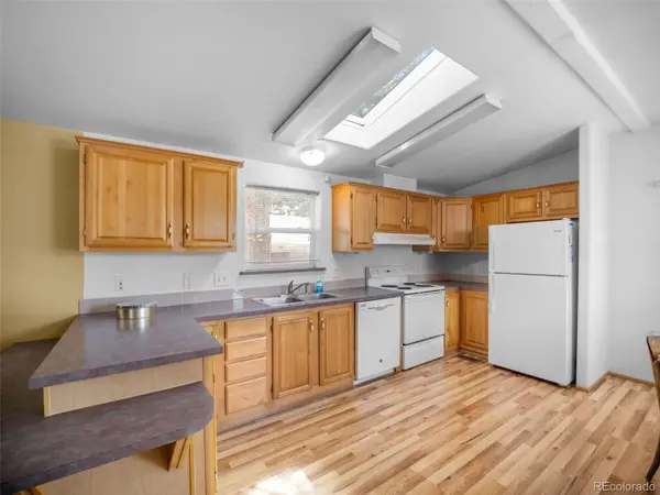 605 W 57th ST, Loveland, CO 80538