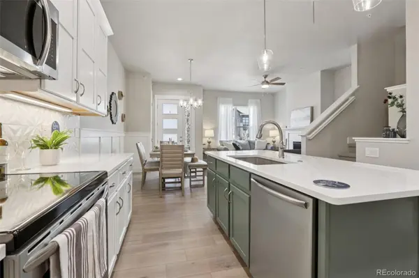 176 High Point DR, Longmont, CO 80504