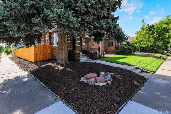 2590 Grape ST, Denver, CO 80207