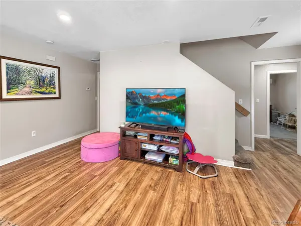 720 11th ST, Limon, CO 80828