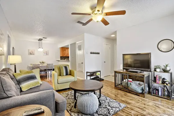 2330 E Fremont AVE #J, Centennial, CO 80122