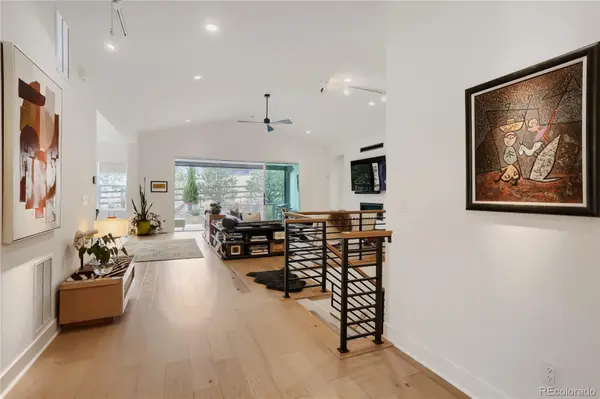 1058 Earmark LN, Castle Rock, CO 80104