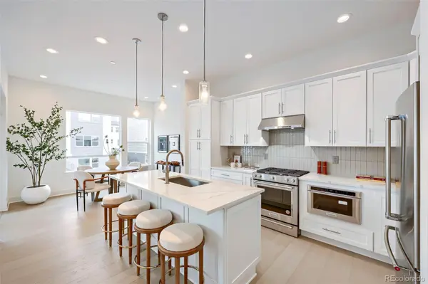 3445 W Elmhurst PL, Littleton, CO 80120