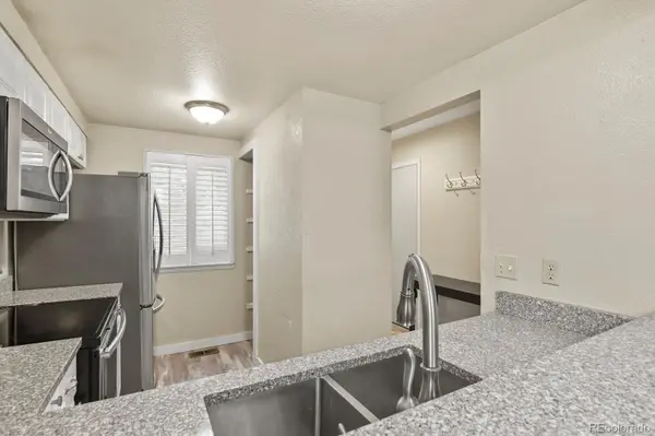 4290 S Mobile CIR #A, Aurora, CO 80013