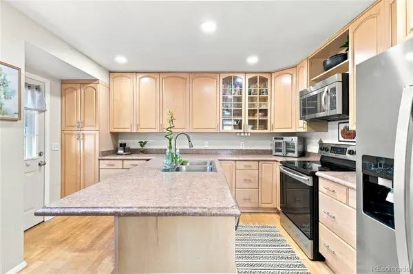 9410 High ST, Denver, CO 80229
