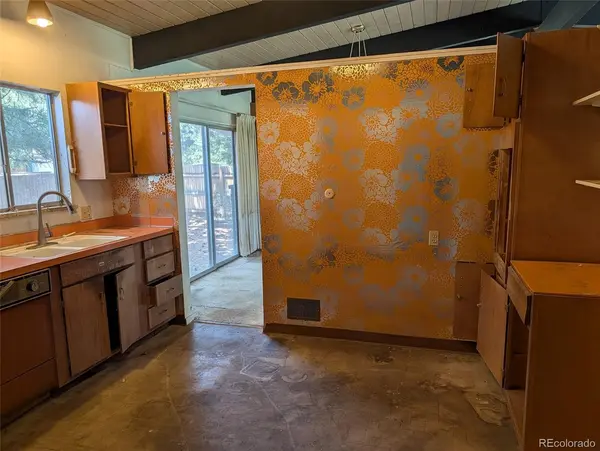 950 S Foothill DR, Denver, CO 80228