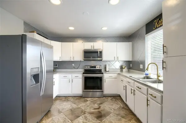 18646 E 42nd AVE, Denver, CO 80249