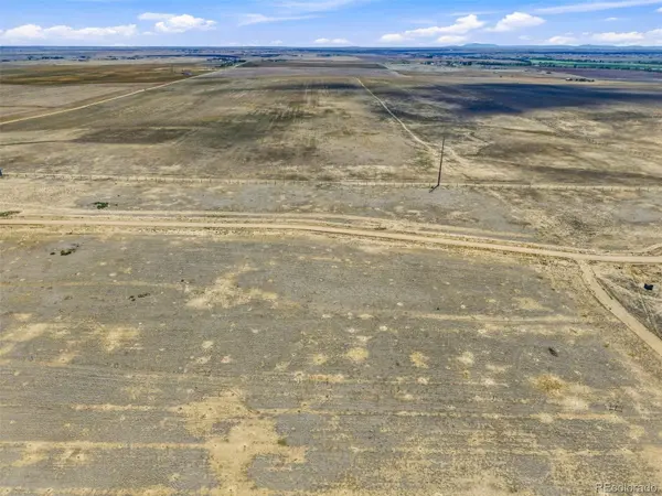 1816 Annie LN, Keenesburg, CO 80643