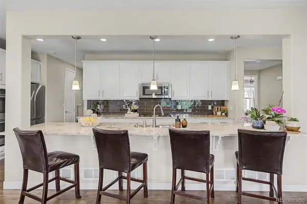 8826 S Yakima CT, Aurora, CO 80016