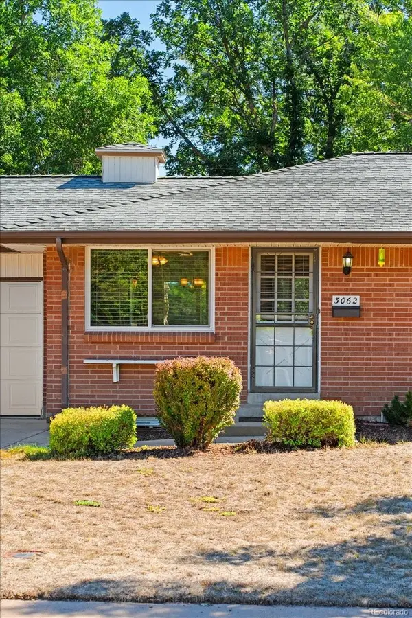 3062 S Hobart WAY, Denver, CO 80227
