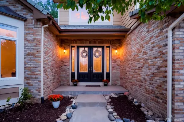 10329 Charissglen CIR, Littleton, CO 80126