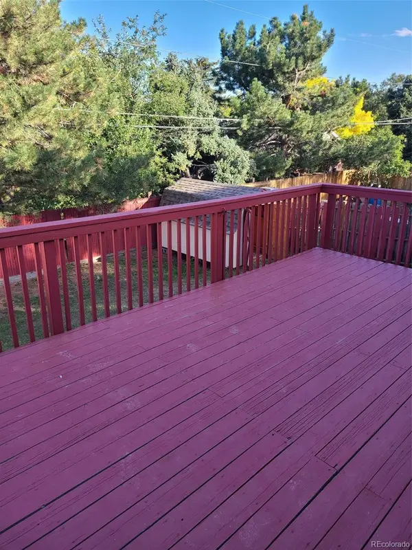 2320 N Youngfield ST, Lakewood, CO 80215