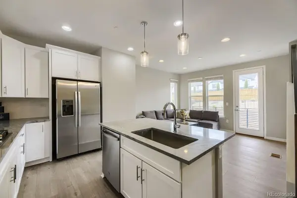 5051 S Queen CT, Littleton, CO 80127