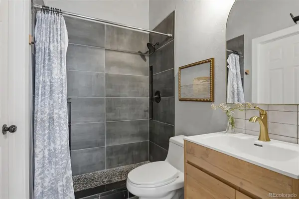 9604 W Chatfield AVE #A, Littleton, CO 80128