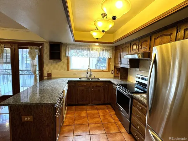 715 S Youngfield CT, Lakewood, CO 80228