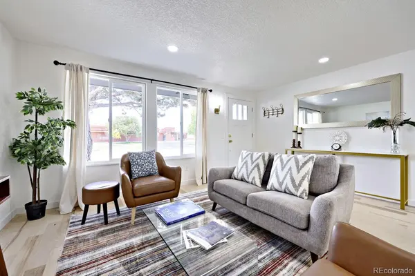 6152 W 68th AVE, Arvada, CO 80003