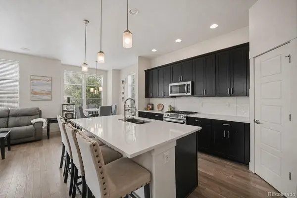 9045 E Prairie Meadow DR, Denver, CO 80238