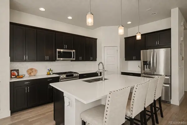 9045 E Prairie Meadow DR, Denver, CO 80238