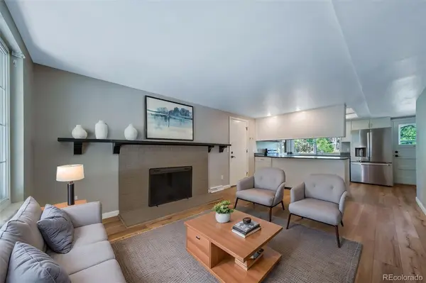 1453 S Lima CT, Aurora, CO 80012