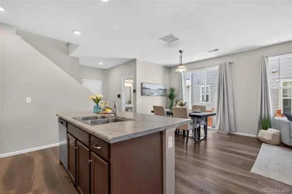 21719 E Quincy CIR, Aurora, CO 80015