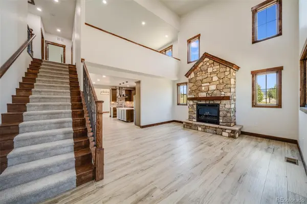 817 Saddle Ridge CIR, Granby, CO 80446