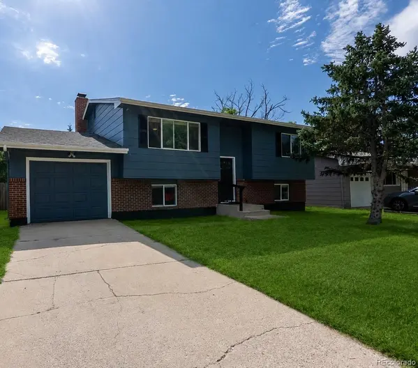 925 Arrawanna ST, Colorado Springs, CO 80909