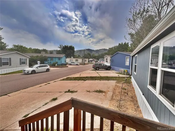 135 A ST, Golden, CO 80401