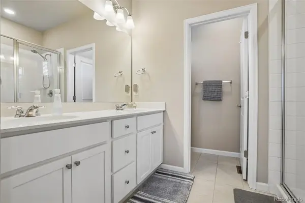 1833 S Poplar CT, Denver, CO 80224